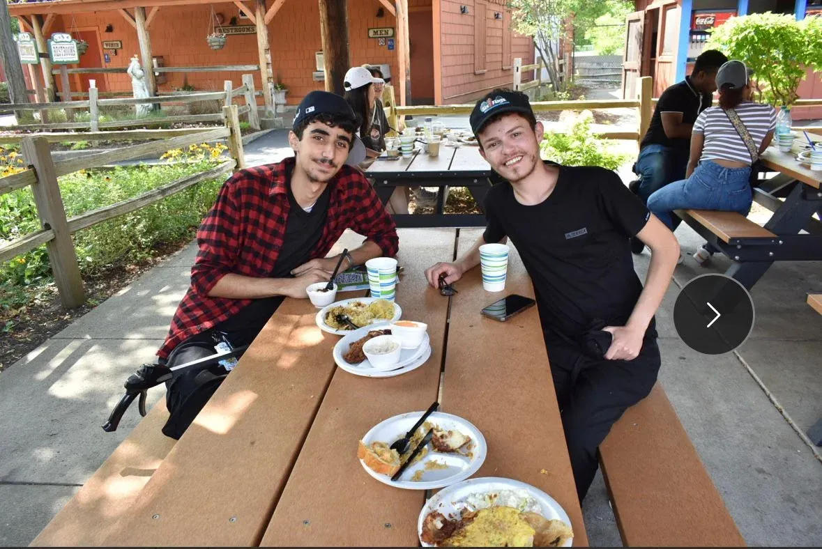 FOOD SERVICE